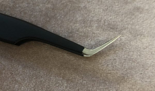 Graft-A-lash Tweezer 'L' Black Coated  Stainless Steel